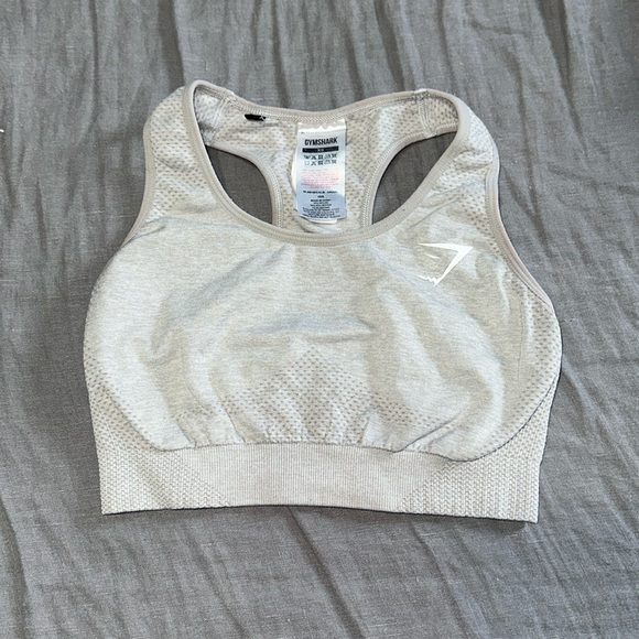 Gymshark Sports Bra Top - Picture 1 of 3